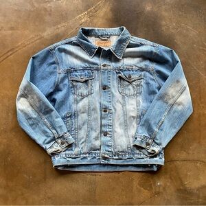 VTG Wrangler Retro Faded Distressed Blue Denim Jacket